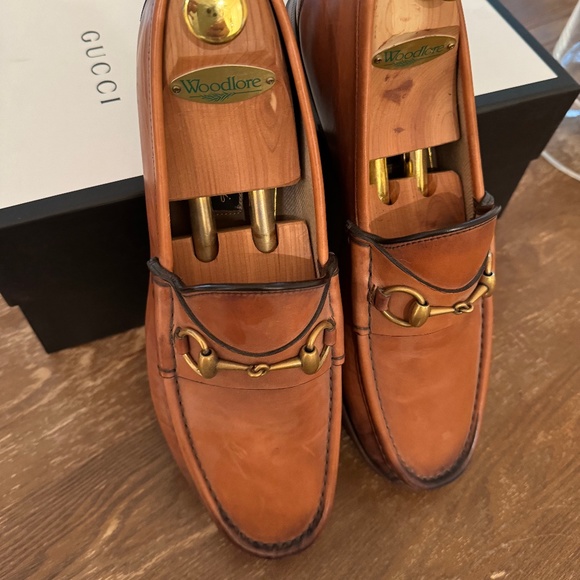 Gucci 1953 Horsebit Loafers Brown Burnished Leather Size 10  Twice Worn Gucci 1953 Horsebit Loafer in Original Box. Mens\' Size 10